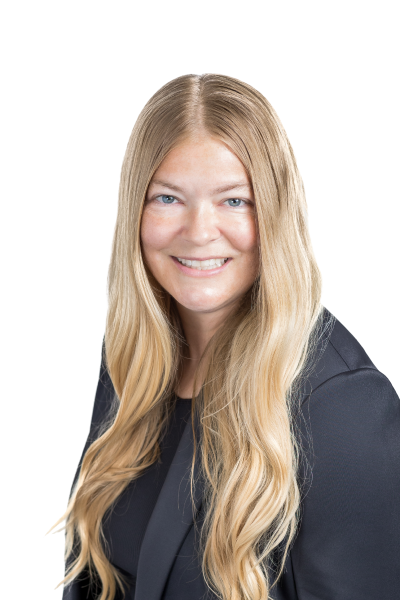 Angela Summers Headshot